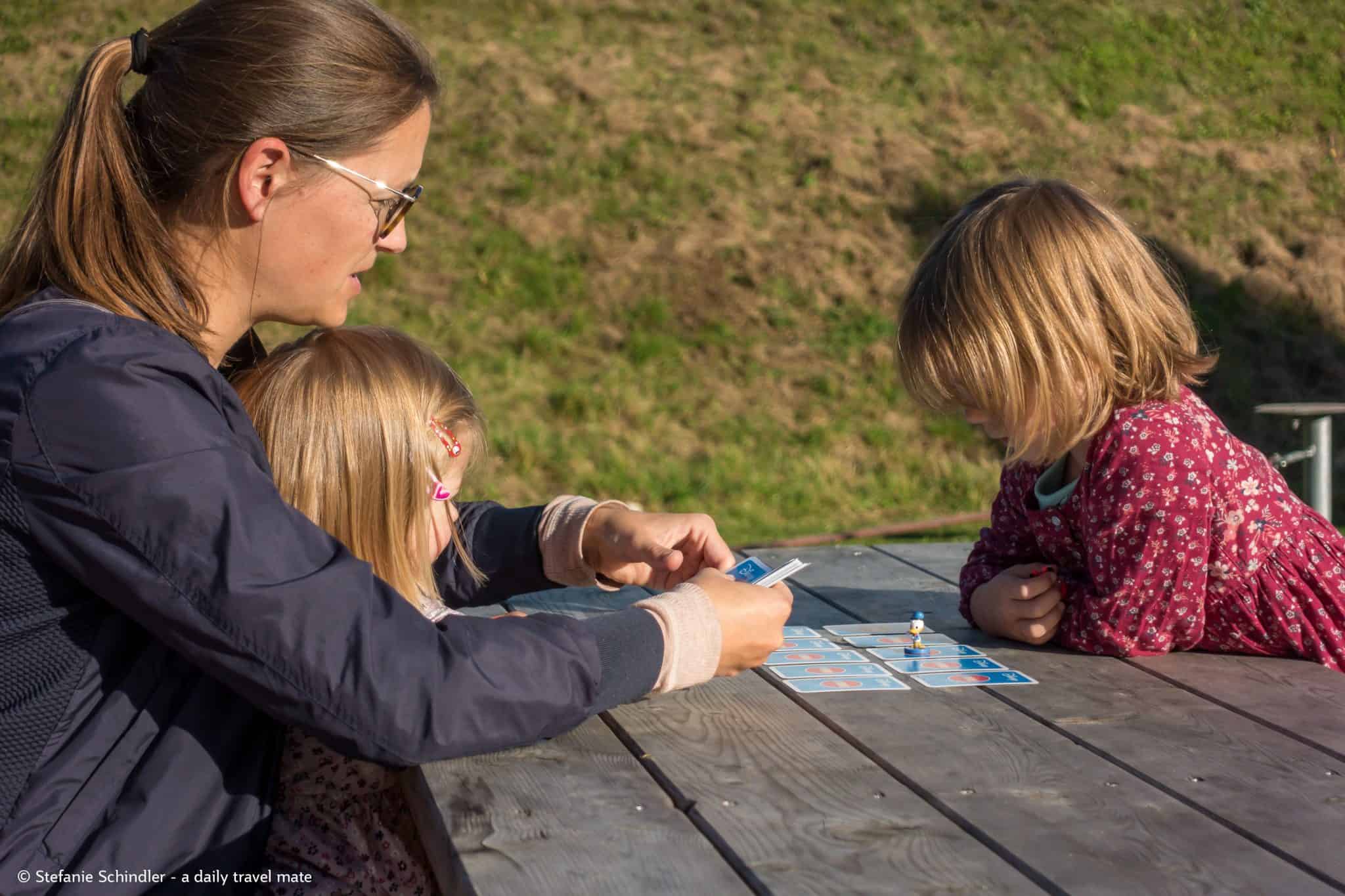 Edubini Rubbelrätsel - 40 Tierkarten Mit Rubbelfläche Für Kinder Ab 6