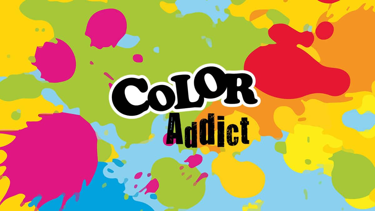 Farbenfroher, bunter Color Addict Hintergrund voller Farbkleckse mit darüber liegendem Color Addict Logo.